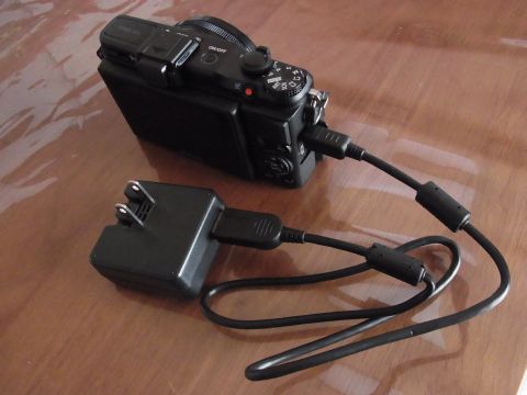 オリンパスXZ-2　充電用ACアダプター　USBケーブル