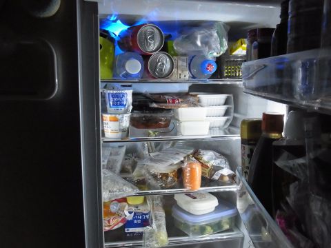 冷蔵庫に異物が