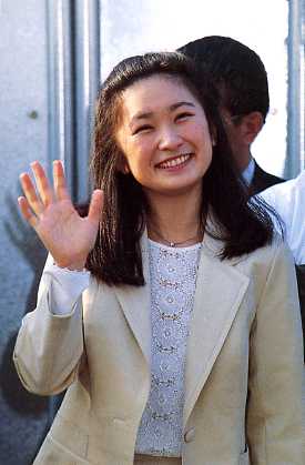 1989 9 26日　「東南アジア青年の船」出港式見送りで手を振る川嶋紀子さん