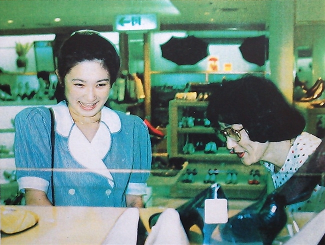 1989 9 新宿で靴のお買いもの